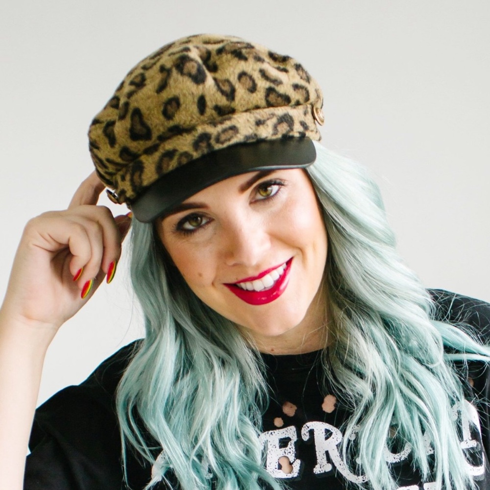 Leopard cabby hat